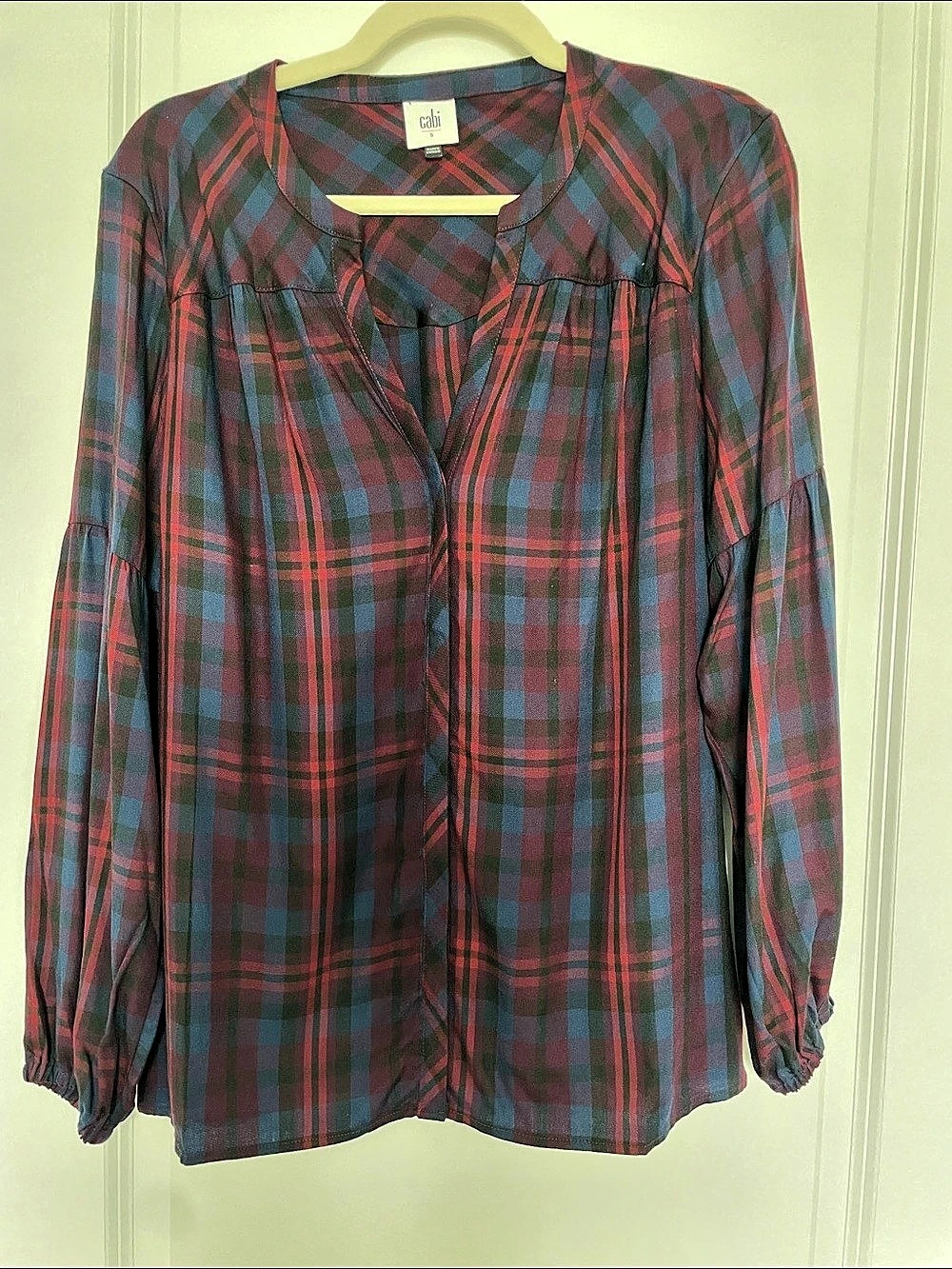 Cabi Plaid Long Sleeve Blouse in Red & Blue Size Small